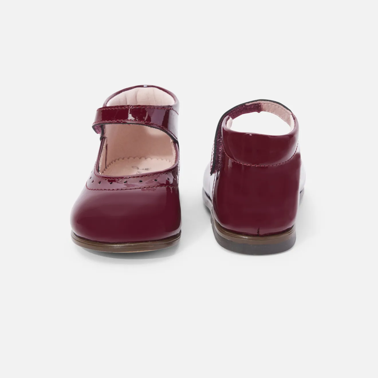 Jacadi Ballerinas & Riemchenschuhe|Schuhe>Riemchenschuhe für kleine Mädchen aus Lackleder BORDEAUX