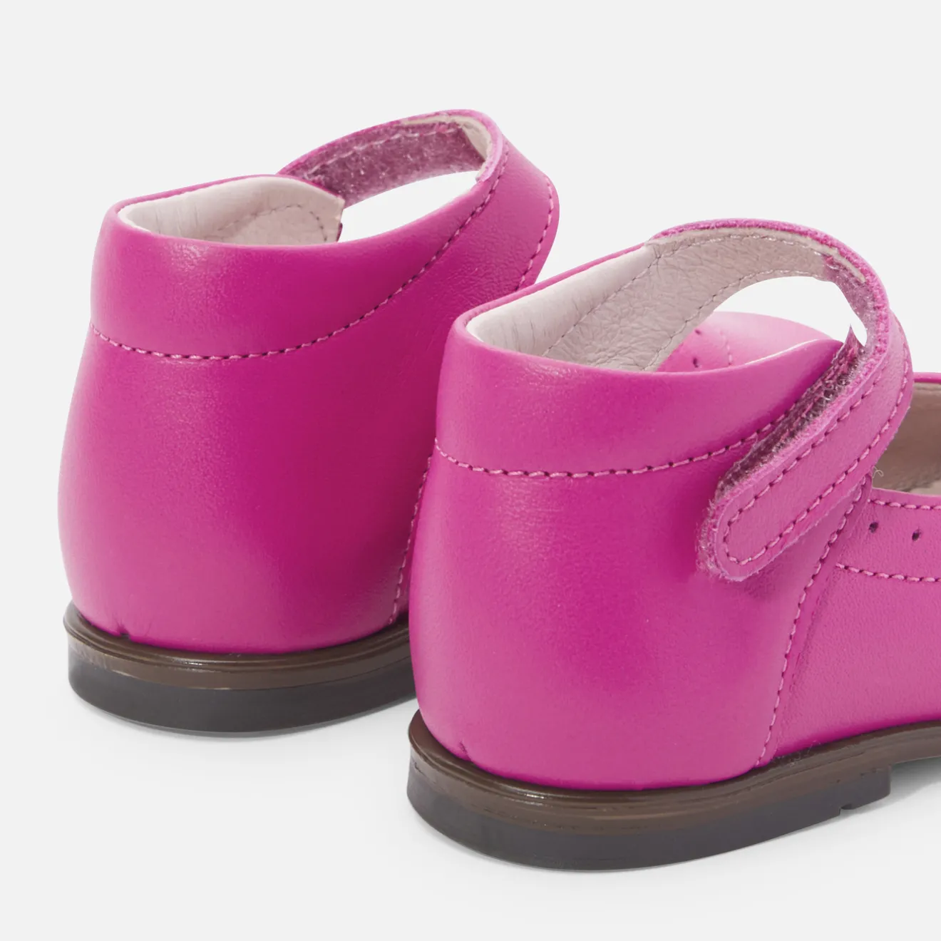 Jacadi Ballerinas & Riemchenschuhe|Schuhe>Riemchenschuhe für kleine Mädchen aus Lackleder ROSA